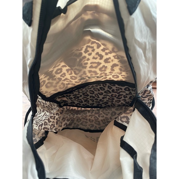 APL Backpack! - Picture 6 of 7